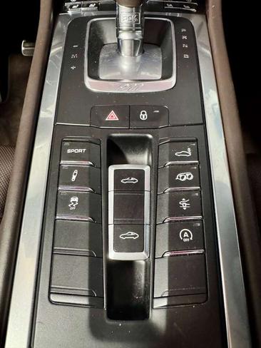 Porsche 911 Targa Targa 4S — photo 30