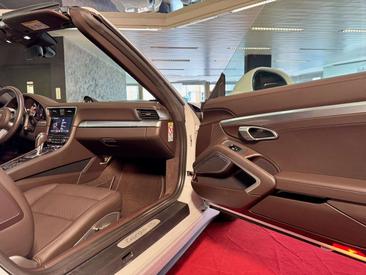 Porsche 911 Targa Targa 4S — photo 32