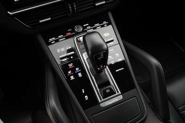 Porsche Cayenne III E-Hybrid — photo 21