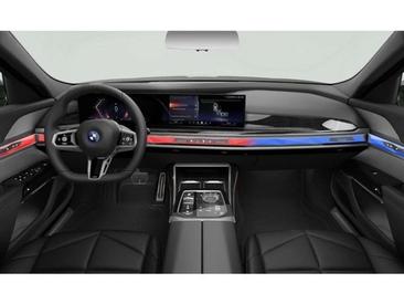 BMW I7 Berline EDrive50 — photo 4
