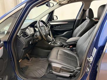 BMW Série 2 220d — photo 10