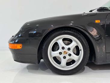 Porsche 911 Carrera 4S — photo 6