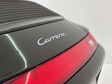 Porsche 911 Carrera 4S — photo 8