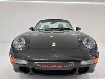 Porsche 911 Carrera 4S — photo 10