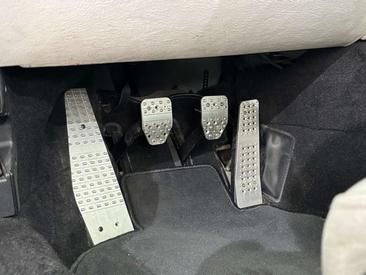 Porsche 911 Carrera 4S — photo 25