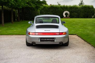 Porsche 993 Carrera 2 — photo 6