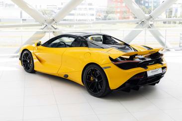 McLaren 720S Spider — photo 12