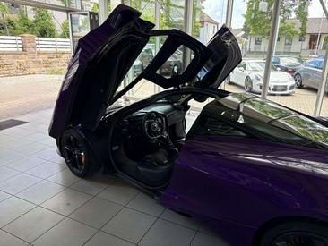 McLaren 720S — photo 6