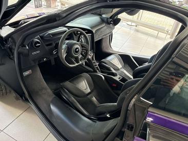 McLaren 720S — photo 8