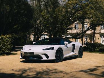 McLaren GT — photo 4