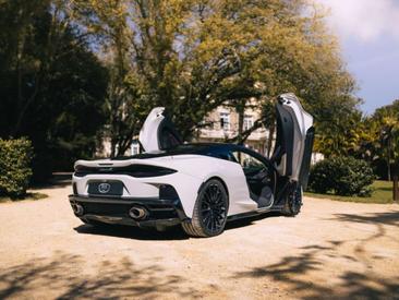 McLaren GT — photo 5