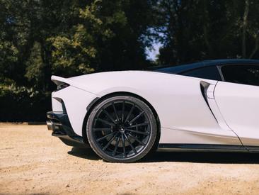 McLaren GT — photo 35