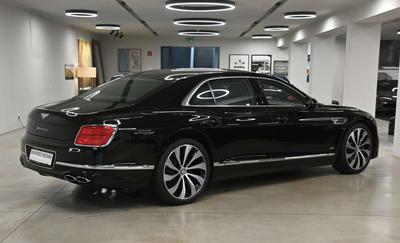 Bentley Flying Spur Berline V8