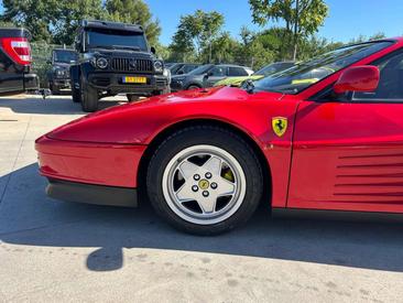 Ferrari Testarossa — photo 10