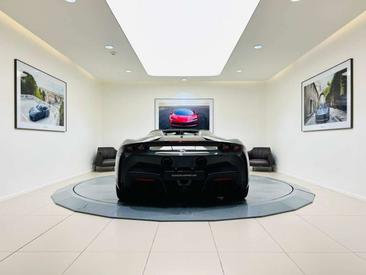 Ferrari SF90 Spider — photo 7