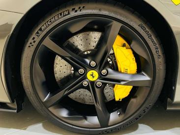 Ferrari SF90 Spider — photo 15