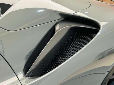 Ferrari SF90 Spider — photo 17