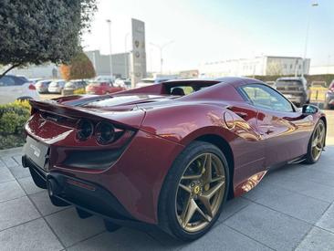 Ferrari F8 Spider — photo 21