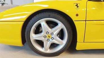 Ferrari F355 Spider — photo 24