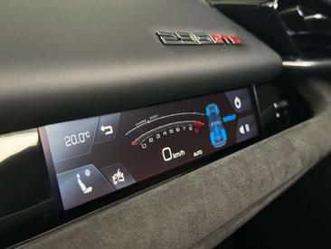Ferrari 296 GTS — photo 15