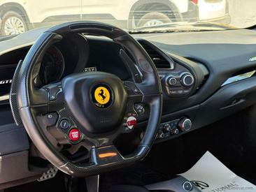 Ferrari 488 GTB — photo 25