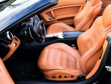 Ferrari California — photo 14