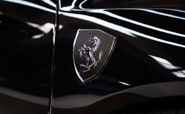 Ferrari SF90 Spider — photo 8