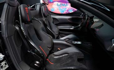 Ferrari SF90 Spider — photo 12