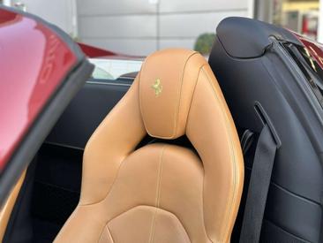 Ferrari F8 Spider — photo 37