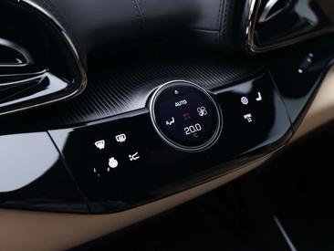 Ferrari Purosangue — photo 17