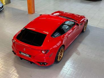 Ferrari FF — photo 9