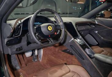 Ferrari Roma Spider — photo 10