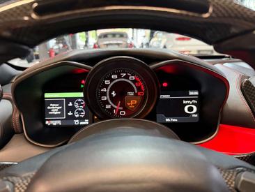 Ferrari FF — photo 17