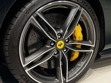 Ferrari Roma Spider — photo 23