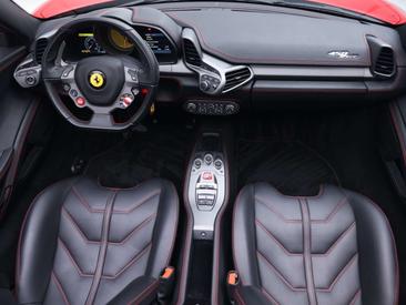 Ferrari 458 Spider — photo 9