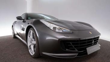 Ferrari GTC4Lusso — photo 5