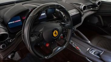 Ferrari GTC4Lusso — photo 17