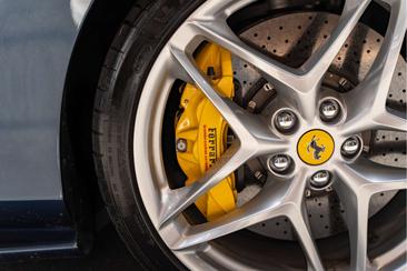 Ferrari Roma Spider — photo 14