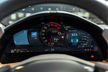 Ferrari Roma Spider — photo 28