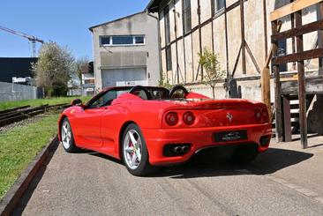 Ferrari 360 Spider — photo 15