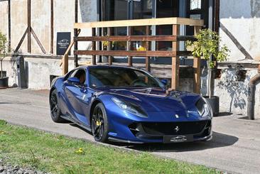 Ferrari 812 Superfast — photo 21