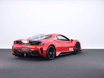 Ferrari 488 Pista — photo 5