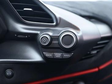 Ferrari 488 Pista — photo 18
