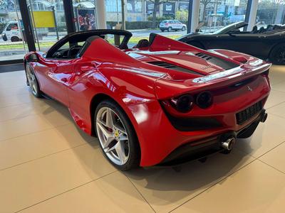 Ferrari F8 Spider
