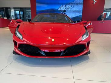 Ferrari F8 Spider — photo 8