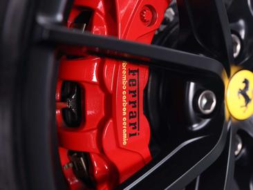 Ferrari 488 Pista — photo 38