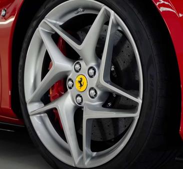 Ferrari F8 Spider — photo 18