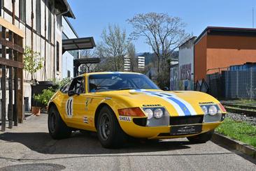 Ferrari 365 GTB4 — photo 15