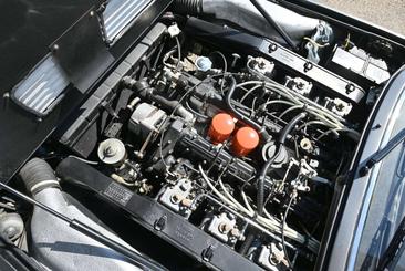 Ferrari 400 — photo 12