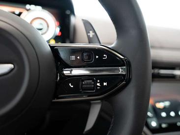 Aston Martin DB12 V8 — photo 35